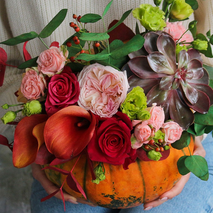 Композиція в гарбузі "Медова осінь"