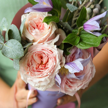 Букет з півонієвидною трояндою "Остін"