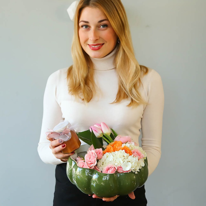 Подарочный набор с цветами и вареньем Персик-лаванда