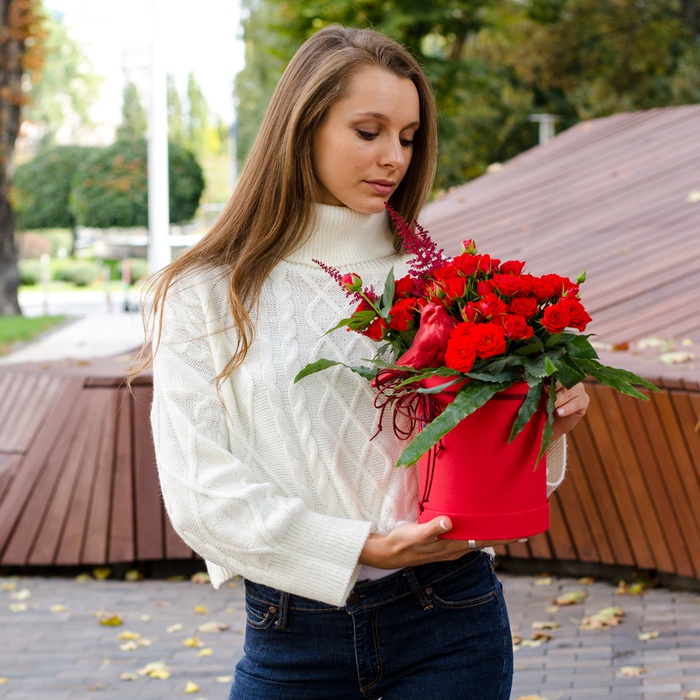 Розы в коробке "Ванесса"