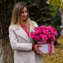 Цветы в коробке роза "Кейт"