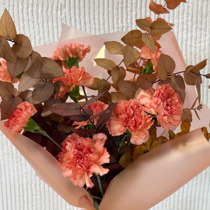 Букет з гвоздик "Сонячна посмішка"