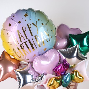 Букет з повітряних кульок в коробці