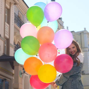 Охапка воздушных шаров Радуга