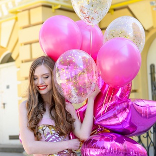 Оберемок повітряних куль з цифрою