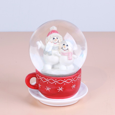 Новогодняя статуэтка "Шар в чашке"