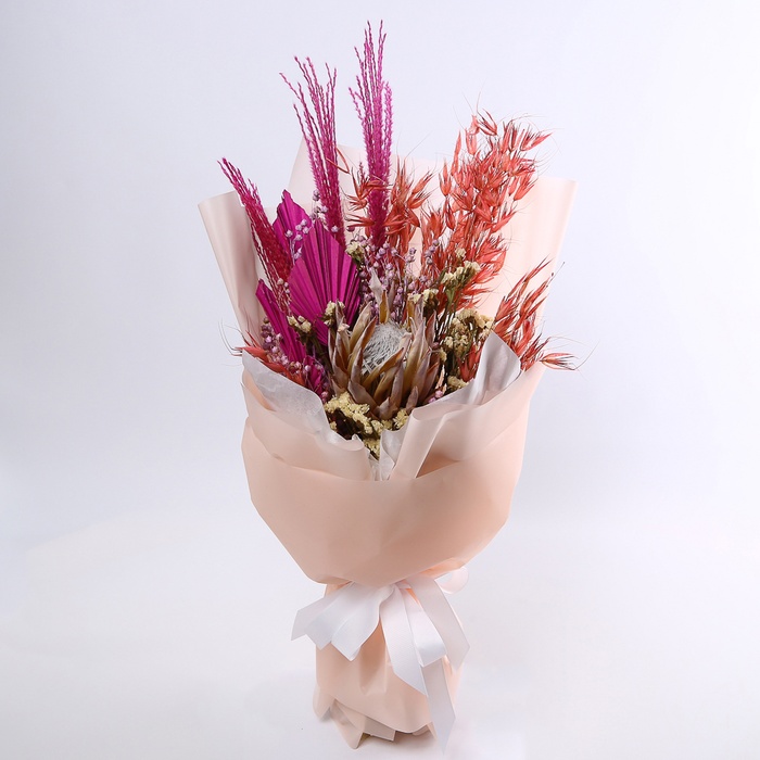 Букет из сухоцветов "Королева пустыни"