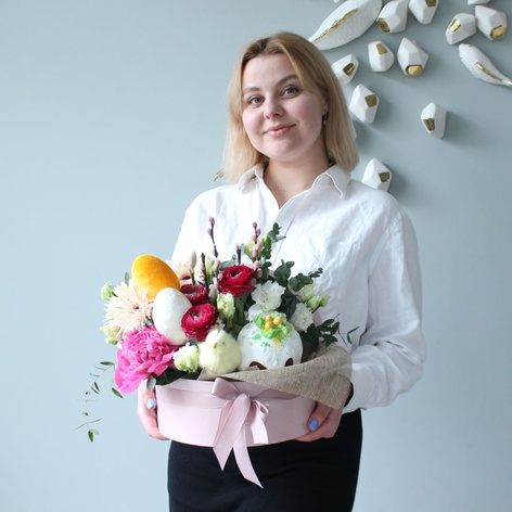 Цветы в коробке "Весенняя Пасха"
