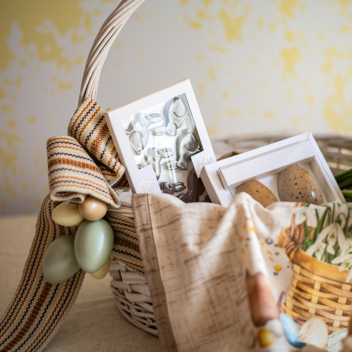 Великодній набір "Свято в кошику"