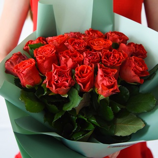 Букет 21 красная роза Эль Торо