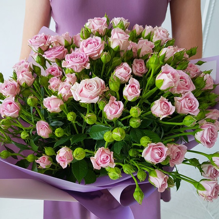 Букет 11 веток кустовой розы Хэппи Йо-Йо