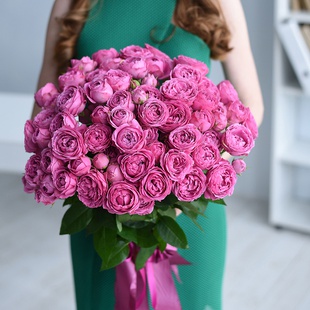 Букет з 25 кущових троянд Місті Бабблз