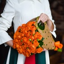 Букет из 11 веток кустовой розы Оранж Фаер