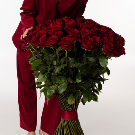 Букет 101 роза Эксплорер