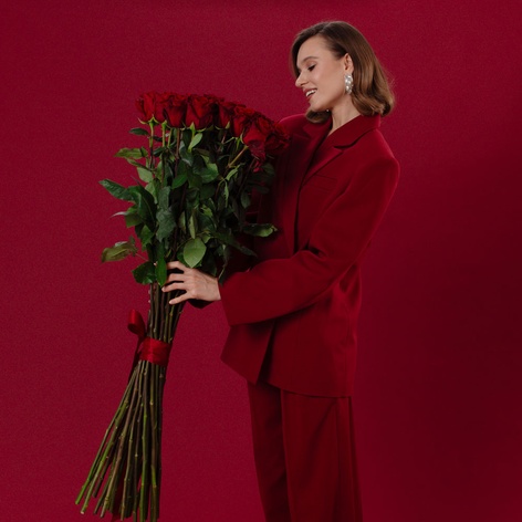 Букет 35 троянд Експлорер