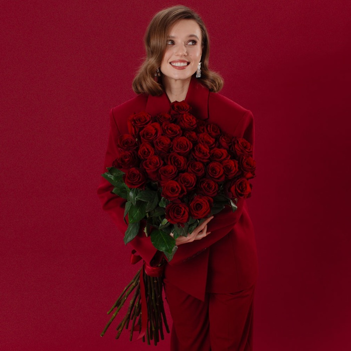 Букет 35 роз Эксплорер