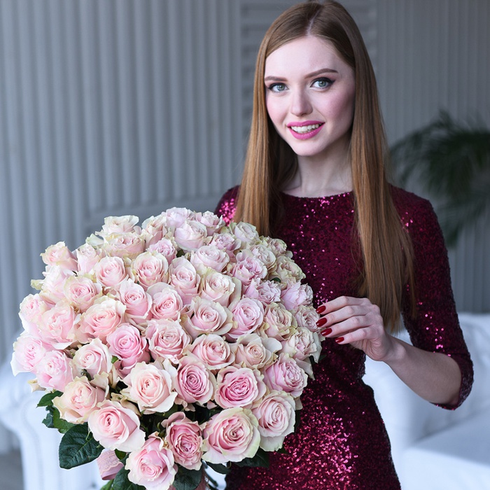 Роза Свит Аваланч, 60 см