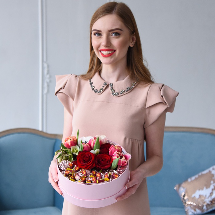 Подарочный набор со жвачками Love is