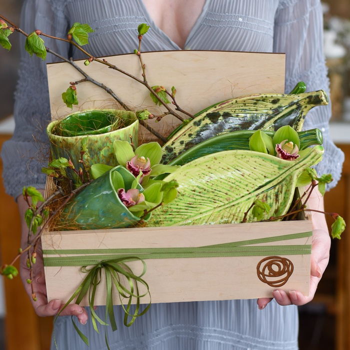 Подарочный набор керамической посуды "Зеленые краски"