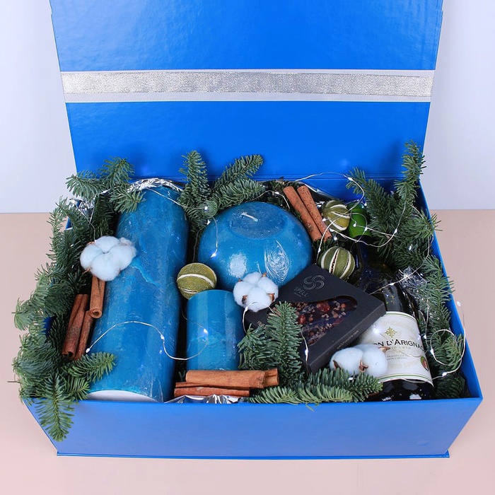 Подарунковий набір зі свічками "Елегантність"