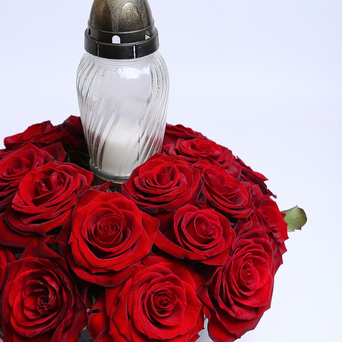 Ритуальна композиція з лампадкою "Тепло спогадів"