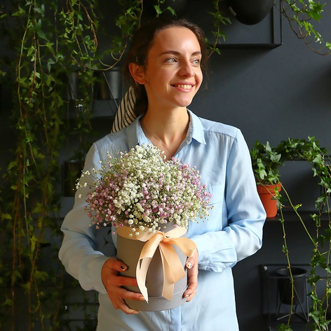 Гіпсофіла в капелюшній коробці
