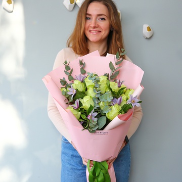 Букет з 15 троянд Лемонаде