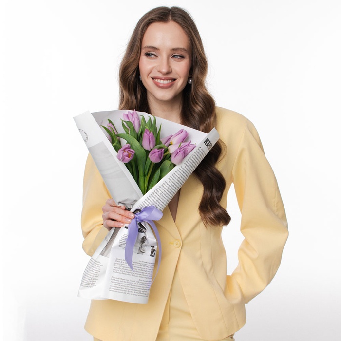 Букет 15 ніжно-фіолетових тюльпанів