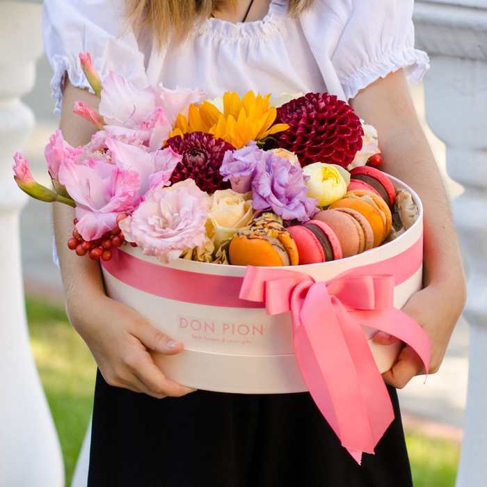 Подарочный набор "Симфония вкусов и цветов"