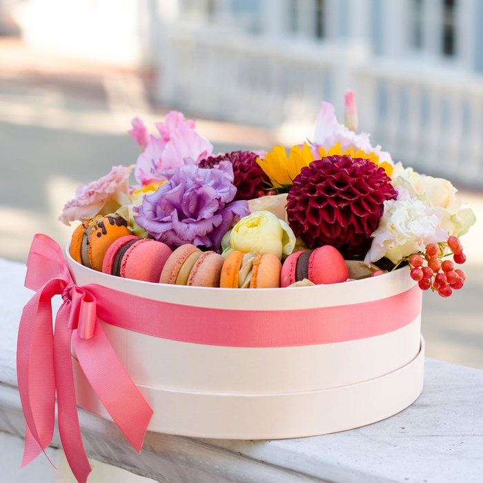 Подарочный набор "Симфония вкусов и цветов"