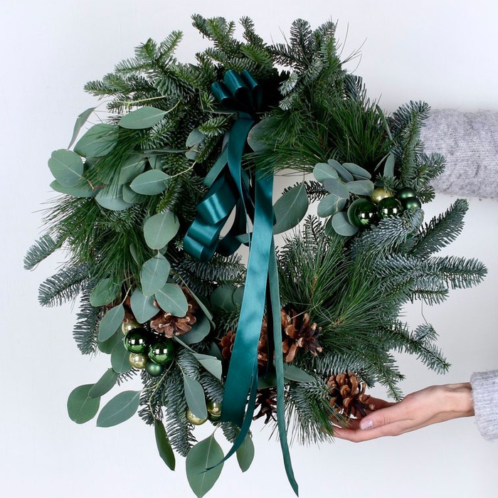 Композиция новогодний венок "Теплые чувства"