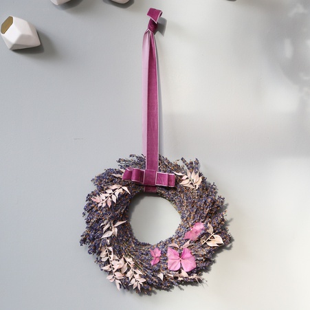 Новогодний венок из лаванды