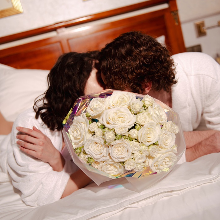 Букет з трояндами "Романтичний прованс", M