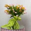 Букет з тюльпанів і мімози